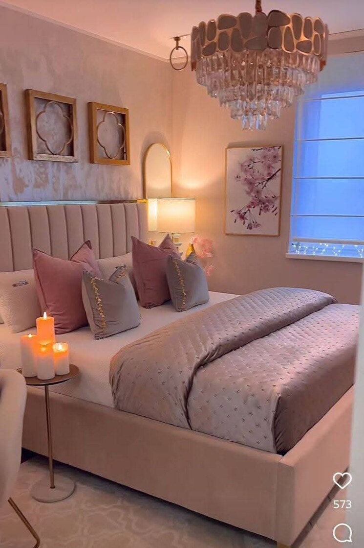 Bedroom, krishna nagar 3.5 Bedroom 200 Sq.Yd. Builder Floor In Krishna Nagar Delhi 8580335