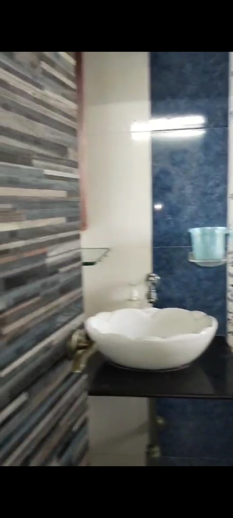 Bathroom, andheri east 2 Bedroom 710 Sq.Ft. Apartment In Andheri East Mumbai 8580691