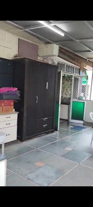 Room in 2 BHK Apartment at Andheri East – for Sale