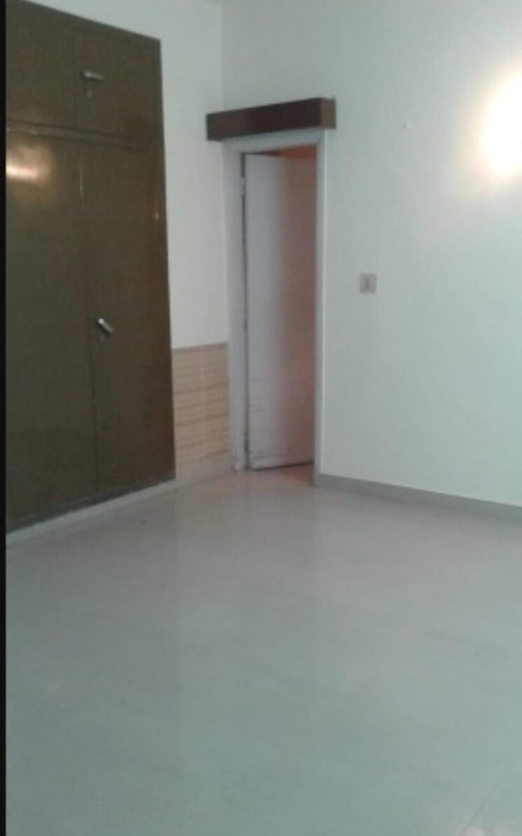 Bedroom, sector 25 3 Bedroom 1660 Sq.Ft. Apartment In Sector 25 Noida 8580748