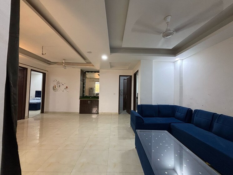 Living Room, chattarpur 3 Bedroom 140 Sq.Yd. Builder Floor In Chattarpur Delhi 8581071