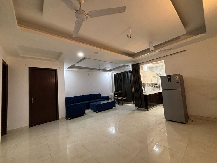 Living Room, chattarpur 3 Bedroom 140 Sq.Yd. Builder Floor In Chattarpur Delhi 8581071