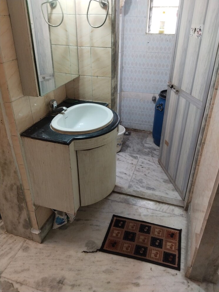 Bathroom, tulsi-niwas-kopar-khairane 1 Bedroom 680 Sq.Ft. Apartment In Kopar Khairane Navi Mumbai 8581148