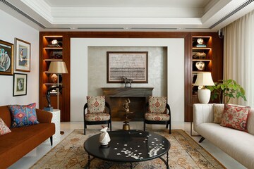 Living Room in 4 BHK Apartment at DLF The Camellias, Sector 42 – for Rent