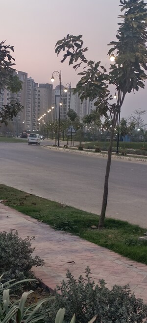  Plot – Garden View at Amrawati IT City, Sultanpur Road - for Sale