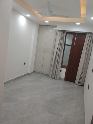 4 BHK Apartment For Sale in Vasundhara Sector 5