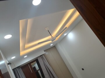  4 BHK Apartment at Vasundhara Sector 5 – for Sale