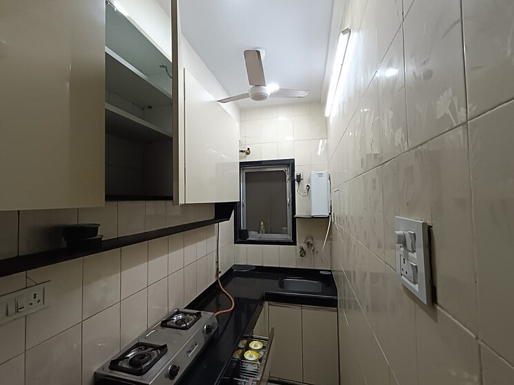 Kitchen, khar west 1 Bedroom 550 Sq.Ft. Apartment In Khar West Mumbai 8581611