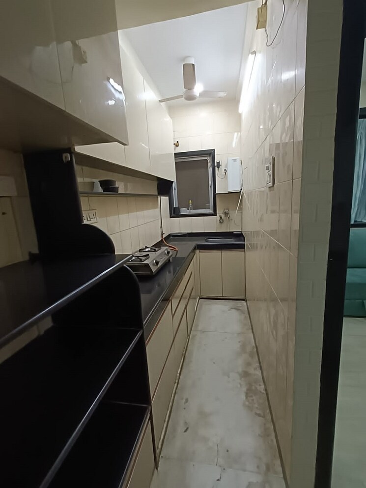 Kitchen, khar west 1 Bedroom 550 Sq.Ft. Apartment In Khar West Mumbai 8581611