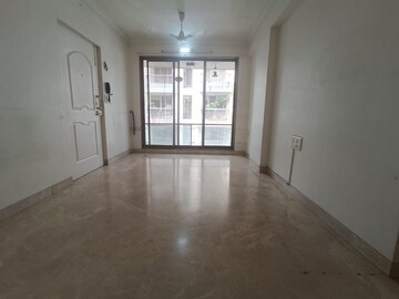 Room in 2 BHK Apartment at Bandra West – for Rent