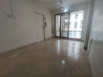 Room in 2 BHK Apartment at Bandra West – for Rent
