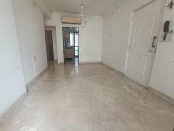 Room in 2 BHK Apartment at Bandra West – for Rent