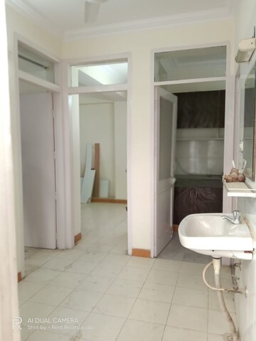 Bathroom in 1 BHK Apartment at Vasant Kunj – for Rent
