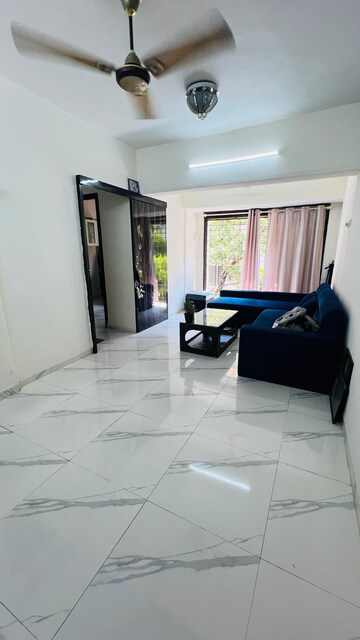 Master Bedroom in 1 BHK Apartment at Jupiter Apartments Lokhandwala Complex, Lokhandwala Complex – for Rent