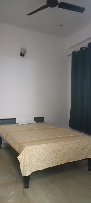 Bedroom in 3 BHK Villa at Sector 100 – for Rent