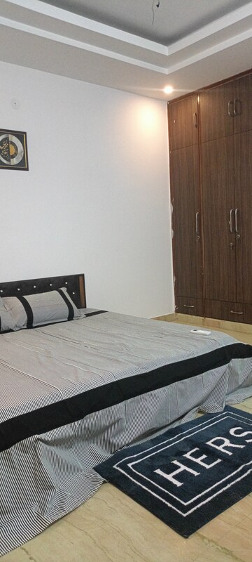 Bedroom in 3 BHK Villa at Sector 100 – for Rent