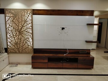 Room in 2 BHK Apartment at Andheri West – for Rent