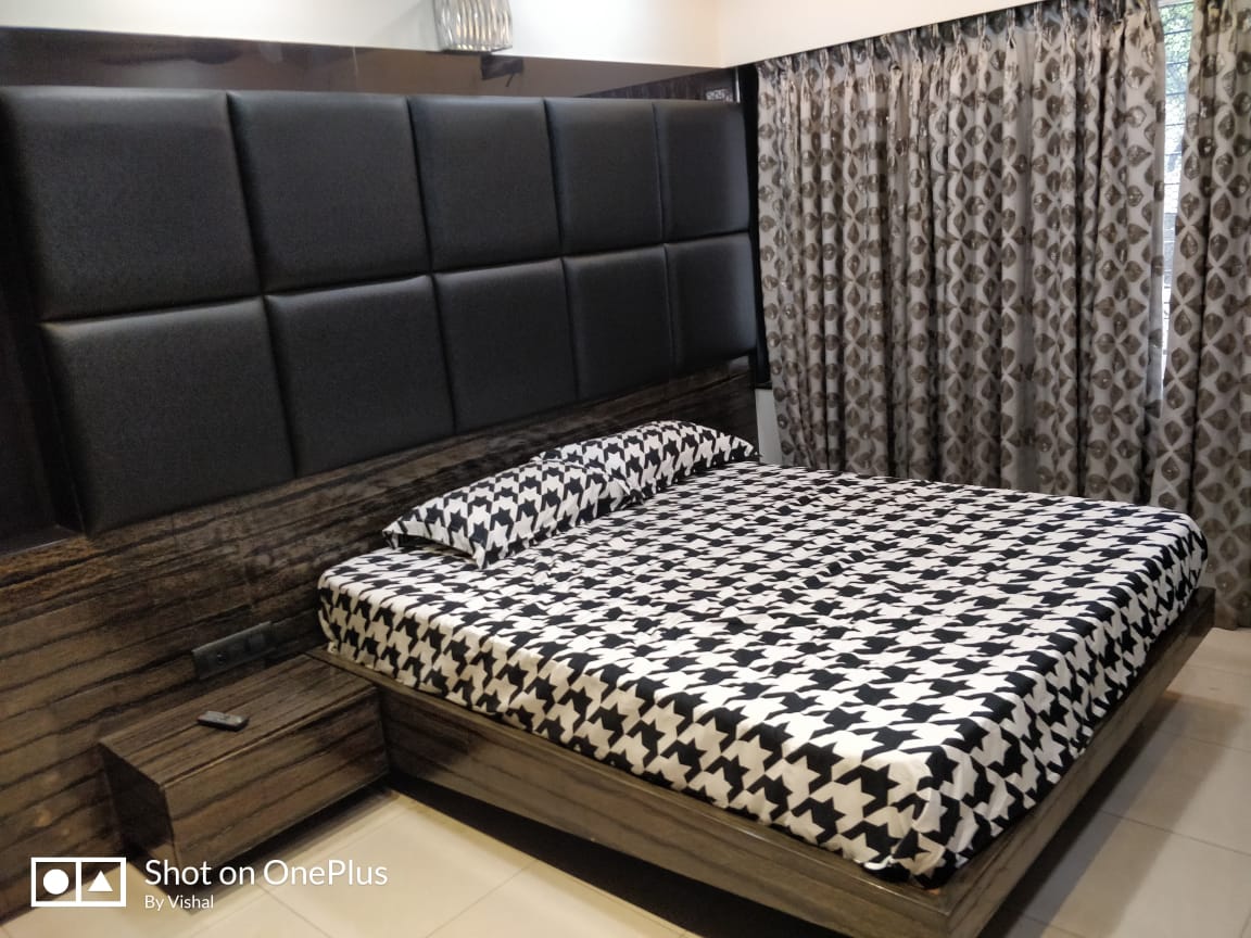 2 BHK Apartment For Rent in Oshiwara, Off New Link ro