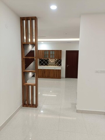 Room in 4 BHK Apartment at Prestige High Fields, Gachibowli – for Rent