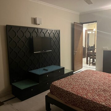 Bedroom in 3 BHK Builder Floor at Boutique Residential Apartments C-220, Sarvodaya Enclave – for Rent