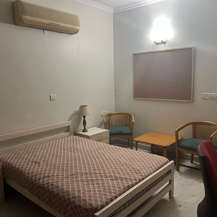 Bedroom, boutique-residential-apartments-c-220 3 Bedroom 2200 Sq.Ft. Builder Floor In Sarvodaya Enclave Delhi 8583149