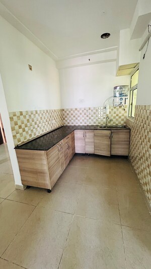 Kitchen in 2.5 BHK Apartment at AIG Park Avenue, Sector 4 Greater Noida – for Sale