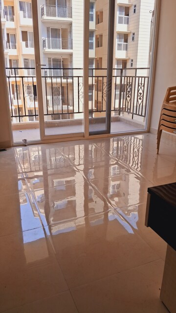 2 BHK Apartment For Rent in Pivotal Devaan, Sector 84