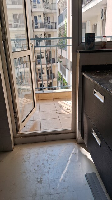 2 BHK Apartment For Rent in Pivotal Devaan, Sector 84