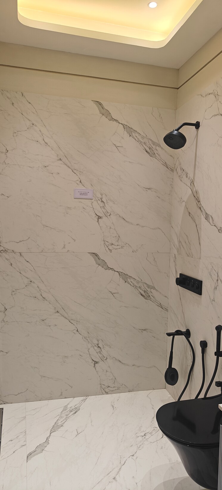 Bathroom, andheri west 2 Bedroom 680 Sq.Ft. Apartment In Andheri West Mumbai 8583115