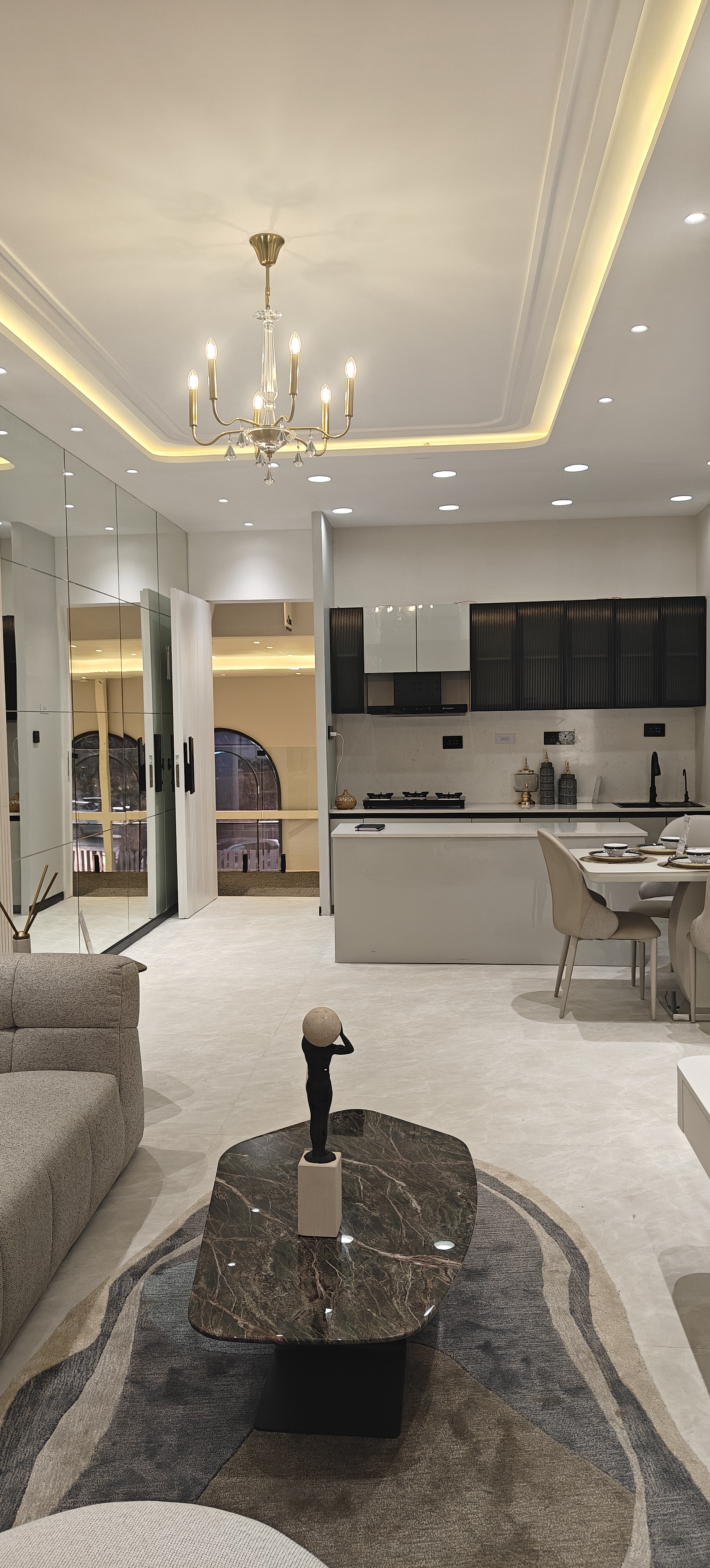 2 BHK + Pooja Room Apartment For Sale in Andheri West