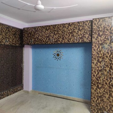 Bedroom in 3 BHK Apartment at Anamika Enclave, Sector 14 – for Rent