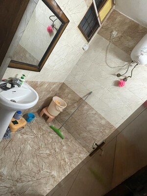 Bathroom in 1 BHK Builder Floor at Shalimar Bagh – for Sale