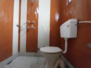 Bathroom in 2 BHK Builder Floor at Pitampura – for Sale