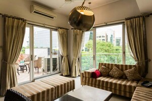 Bedroom in 3 BHK Builder Floor at Pitampura – for Sale