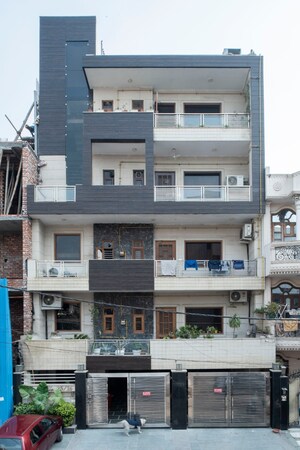 3 BHK Builder Floor For Sale in Mansarover Garden