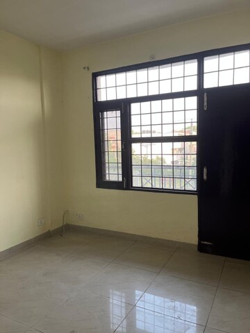 3 BHK Apartment For Rent in Sector 63
