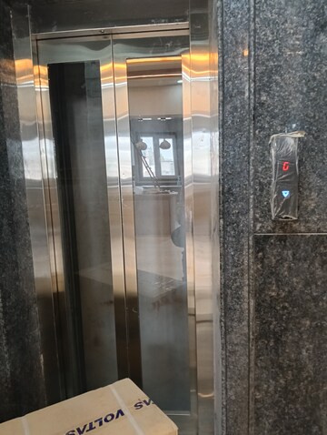 Building Lobby in 3 BHK Builder Floor at Sector 15 ii – for Rent