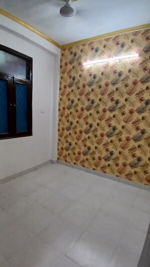 2 BHK Builder Floor For Sale in Zakir Nagar