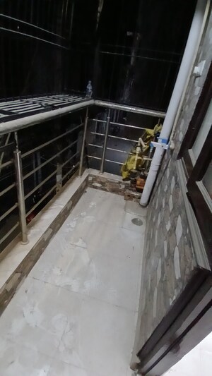 Balcony in 2 BHK Builder Floor at Zakir Nagar – for Sale