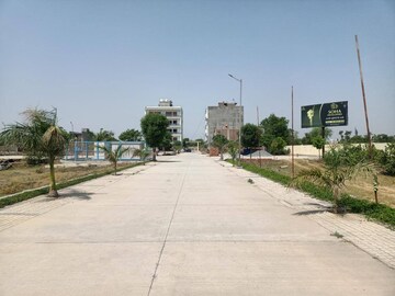  Plot For Sale in Sector 4