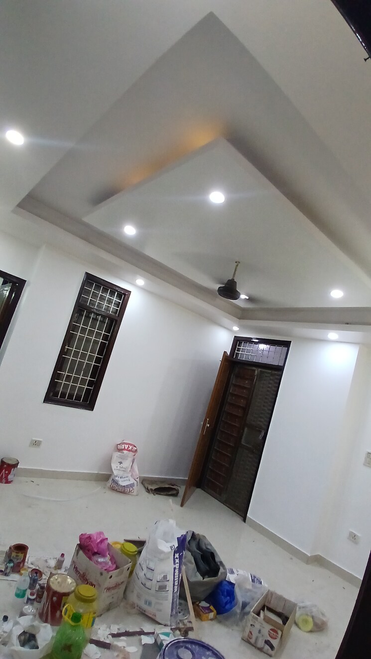 Living Room, jogabai extension 3 Bedroom 855 Sq.Ft. Apartment In Jogabai Extension Delhi 8583321