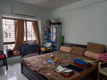 Bedroom in 3 BHK Apartment at Anubhav Apartment Bhusari Colony, Kothrud – for Rent