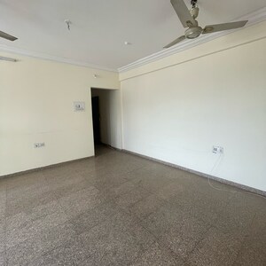 2 BHK Apartment For Sale in Malad East