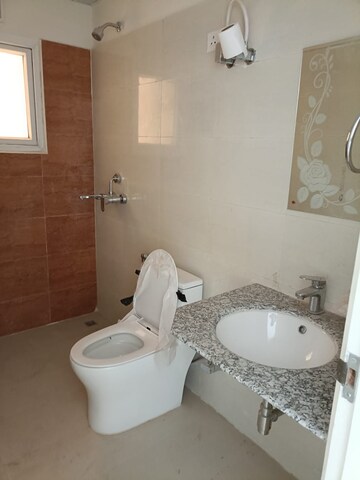 Bathroom in 2 BHK Independent House at Gomti Nagar – for Rent