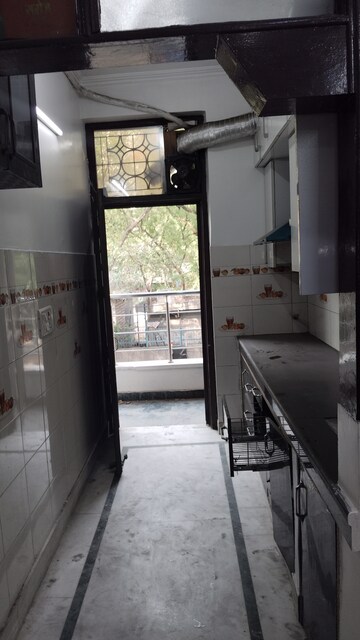 Balcony in 2 BHK Builder Floor at Rohini Sector 11 – for Rent