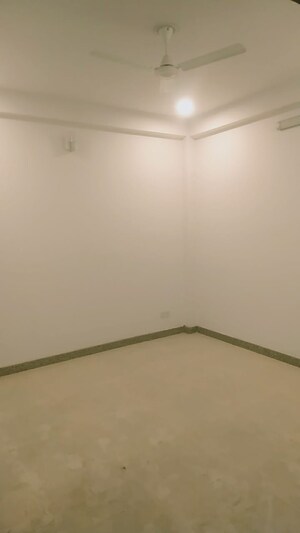 Room in 3 BHK Independent House at Kamta – for Sale