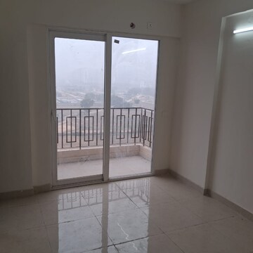 2 BHK Apartment For Sale in Signature Roselia Phase 2, Sector 95a