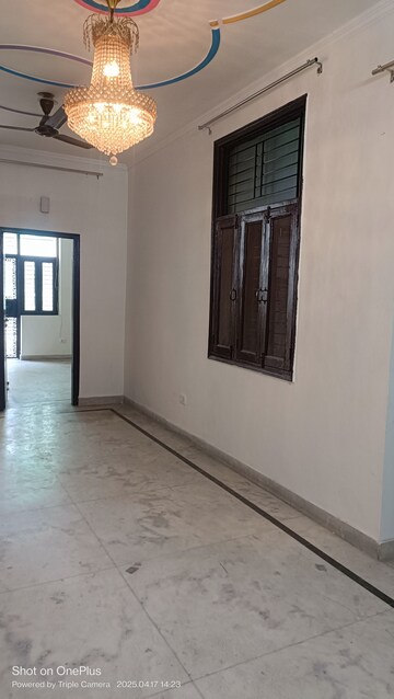Furnished Amenities in 2 BHK Builder Floor at Ashoka Enclave Faridabad, Sector 34 – for Rent