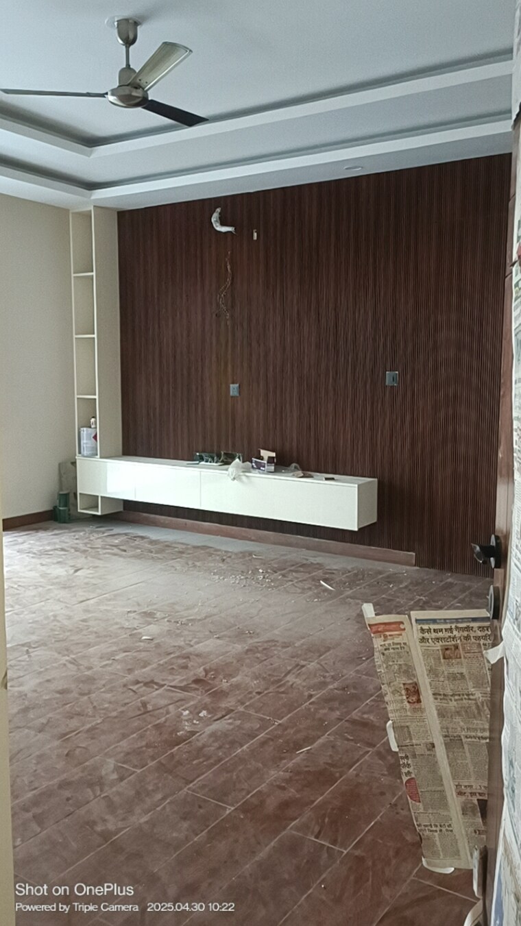 Bathroom, ashoka-enclave-faridabad 4 Bedroom 520 Sq.Yd. Builder Floor In Sector 34 Faridabad 8583474