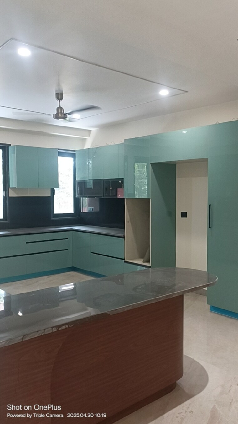 Kitchen, ashoka-enclave-faridabad 4 Bedroom 520 Sq.Yd. Builder Floor In Sector 34 Faridabad 8583474